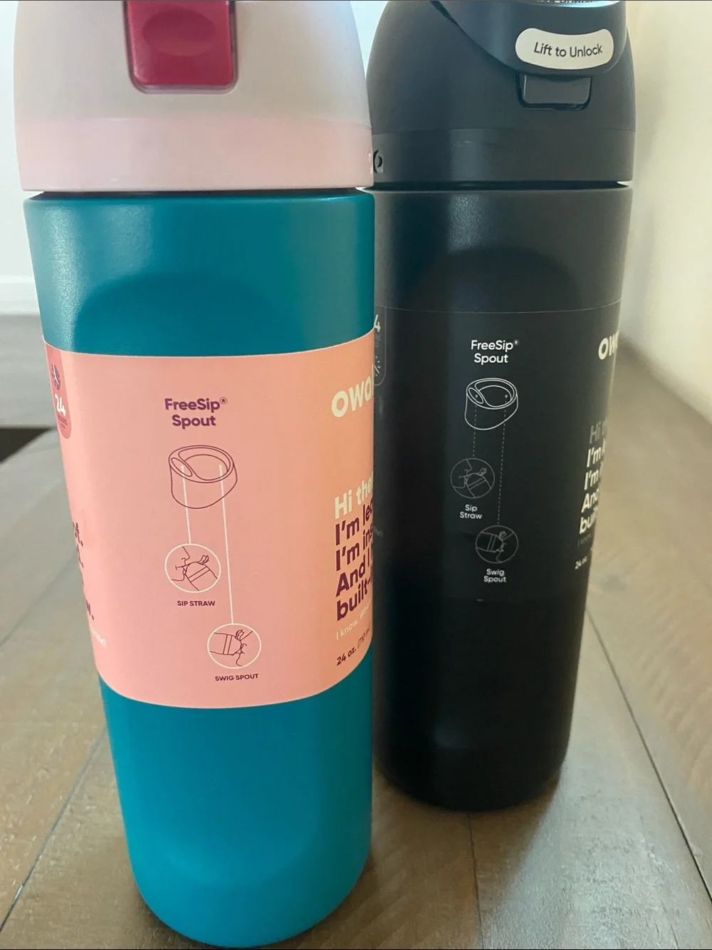 Owala Insulated Water Bottle “FREE SIP”with Built-In Straw 24 OZ.